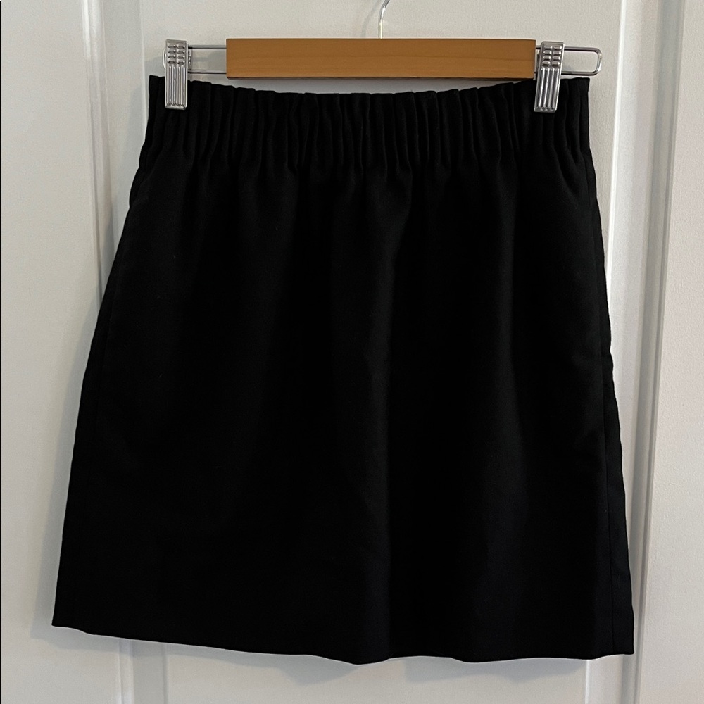J Crew Women’s Simple Black Elastic Waist Mini Skirt Size 2